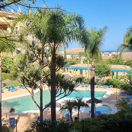 شقة Luxury Blue Coast Seaside Retreat ماربيا المظهر الخارجي الصورة