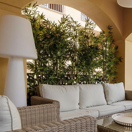 شقة Luxury Blue Coast Seaside Retreat ماربيا المظهر الخارجي الصورة