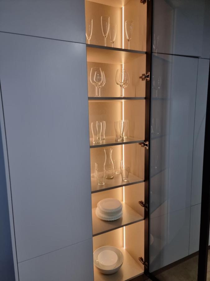 شقة Luxury Blue Coast Seaside Retreat ماربيا المظهر الخارجي الصورة
