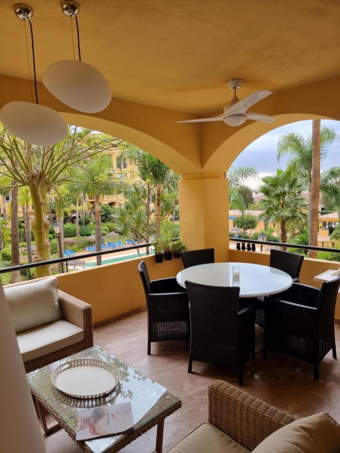 شقة Luxury Blue Coast Seaside Retreat ماربيا المظهر الخارجي الصورة
