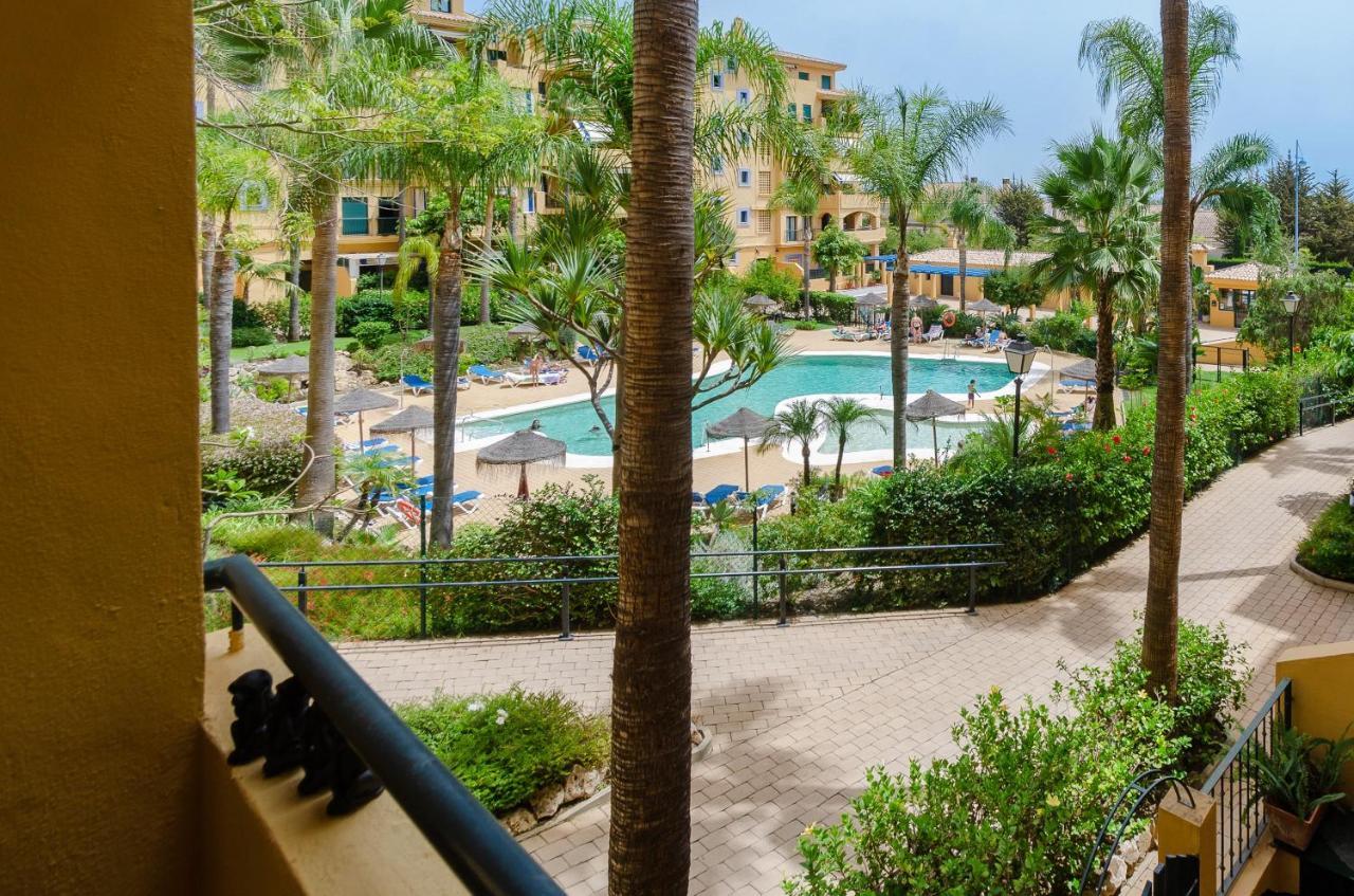 شقة Luxury Blue Coast Seaside Retreat ماربيا المظهر الخارجي الصورة